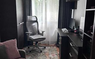 Apartament 3 camere semidecomandat, Podu Roș (Bld. Țuțora) - Vânzare - Poză 4