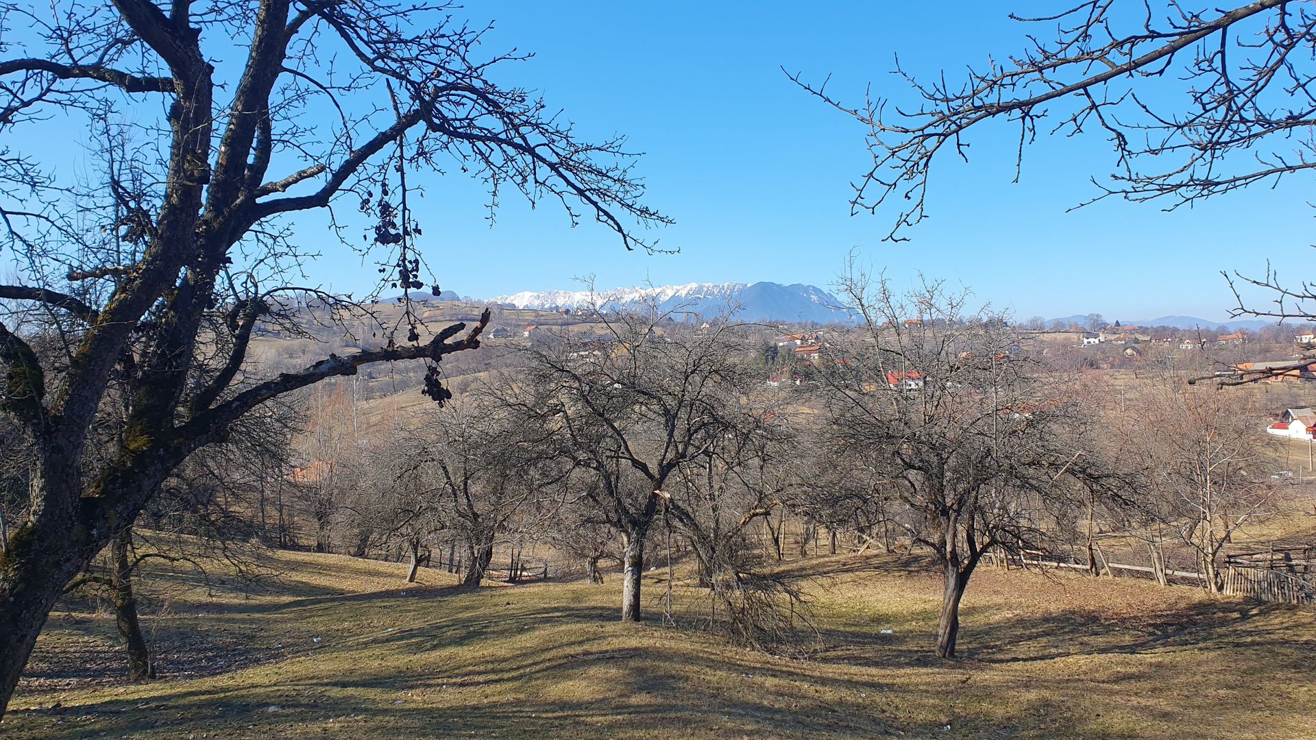 Bran-Sohodol, Teren 4039mp cu casă bătrânească, utilități, comision zero. - Poză 9