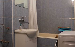 Apartament 2 camere si dependinte 80MP, decomandat, aproape de centru - Poză 5