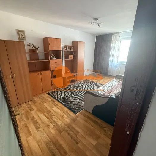 Apartament cu 3 camere zona Crangasi-Reabilitat Termic - Poză 2