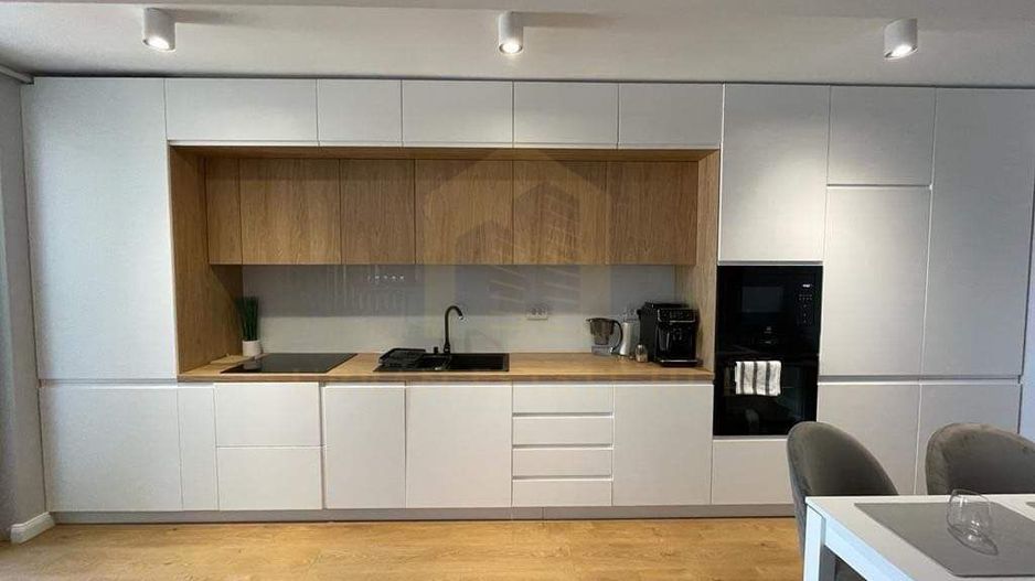 Vanzare apartament 2 camere, parcare, predare la cheie - Poză 2