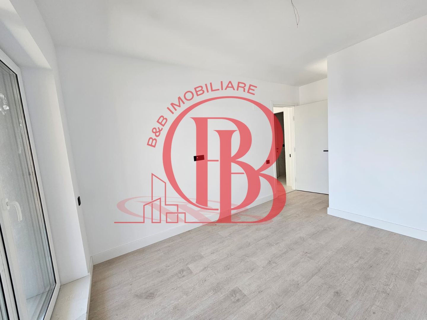 3 camere finalizat proiect Exclusivist cu piscina proprie - Poză 11