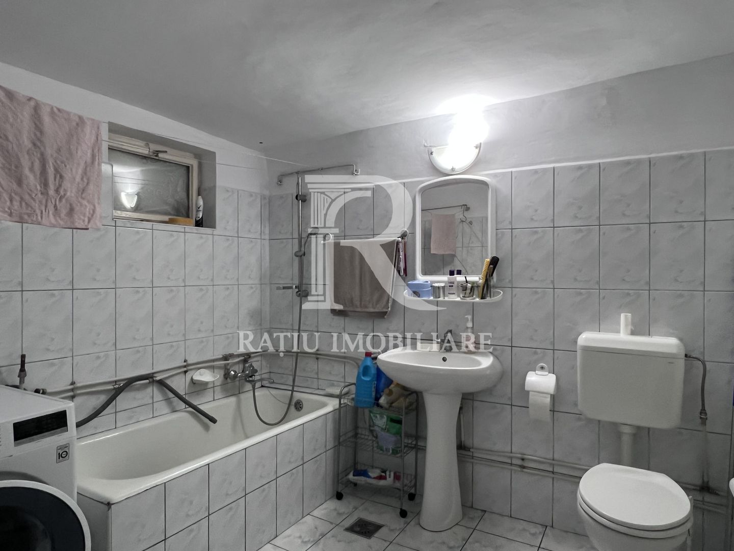 Casă cu 4 camere de vânzare | Parcelă de 700 mp | Sântandrei | Bihor - Poză 19