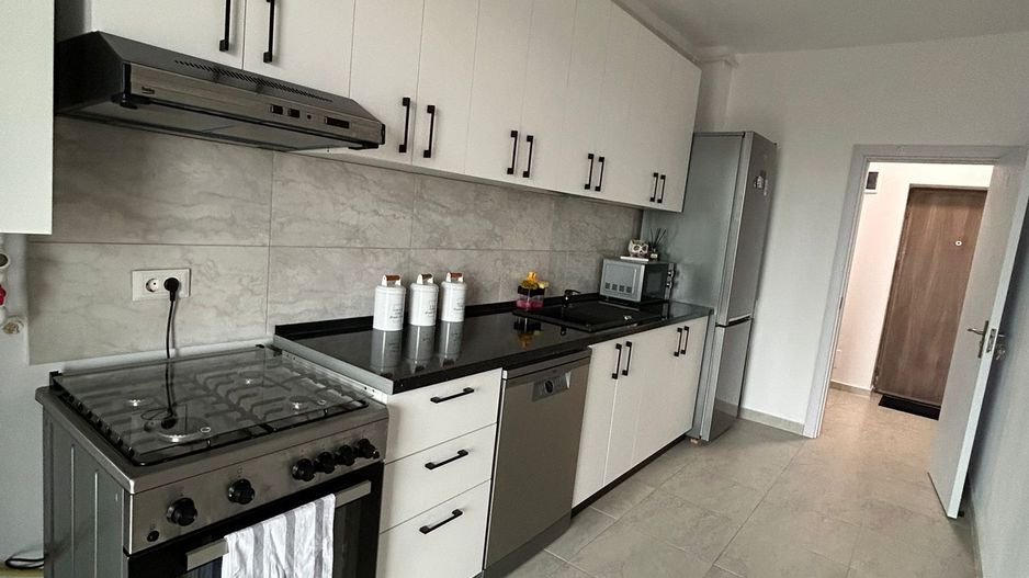 Garsoniera de inchiriat loc parcare inclus Parcul Teilor - Poză 1