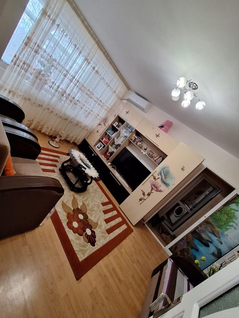 Apartament cu 2 camere, etaj 3/4, Micro 16 - Poză 7
