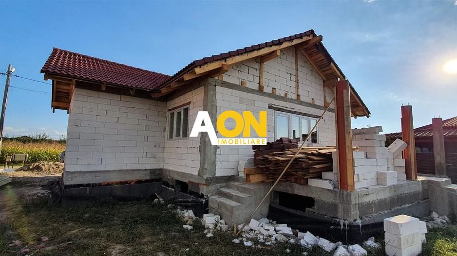 Casa la rosu 4 camere 430 mp teren Oarda de Jos - Poză 2