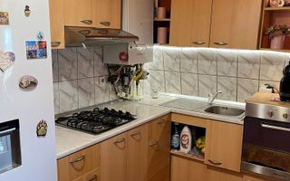Apartament 3 camere de vânzare | Hipodrom 1, Sibiu | Intabulat - Poză 2