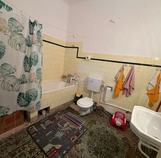 Apartament 3 camere in casa, central, terasa, garaj, gradina, Campina - Poză 8