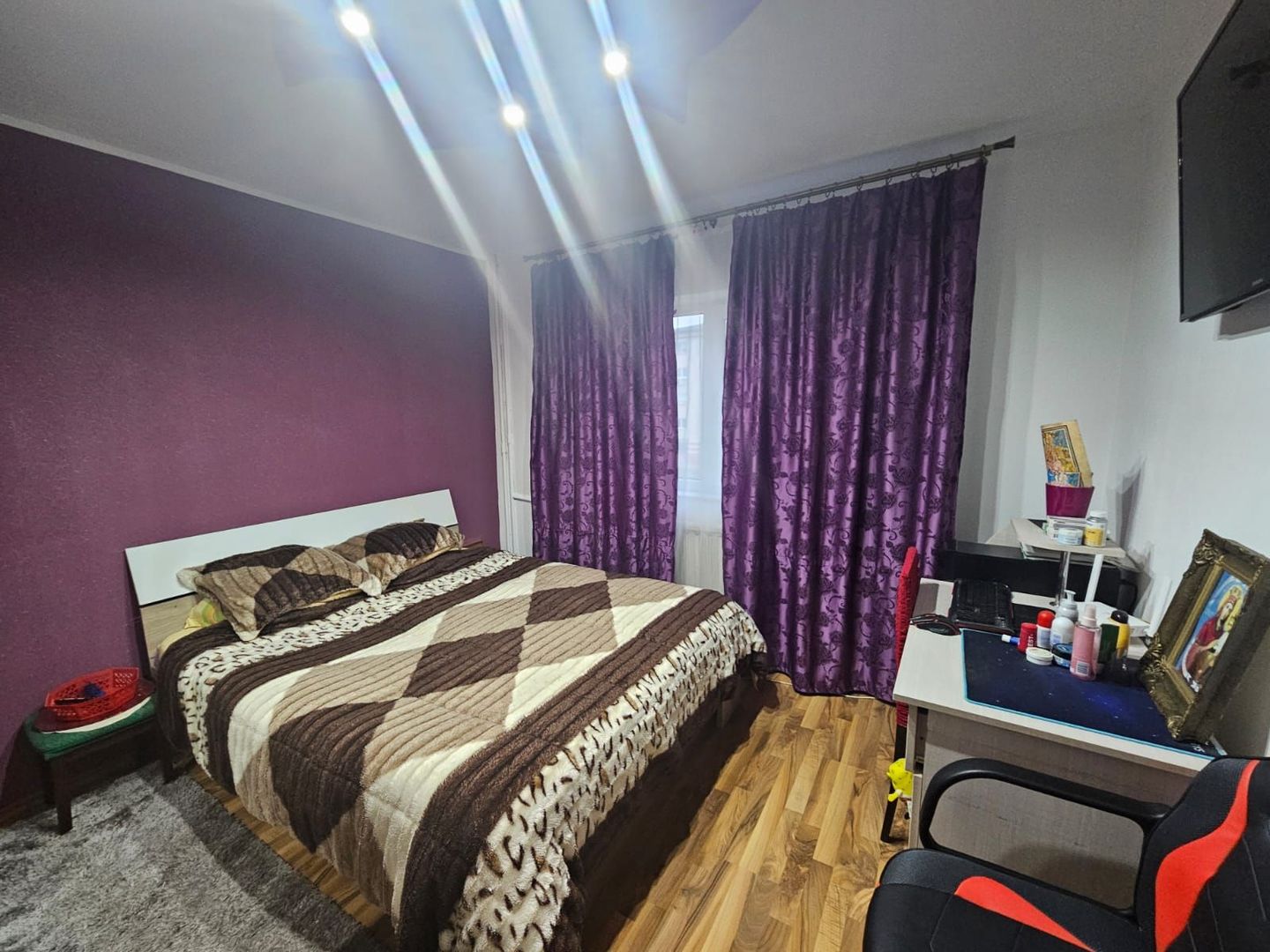 Apartament 3 camere, etaj 1, Garlei -  zona Dedeman - Poză 1