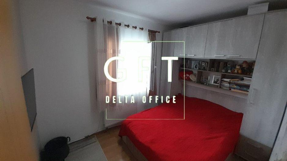 Apartament 4 camere,decomandat,78mp,zona Imparatu Traian . - Poză 2
