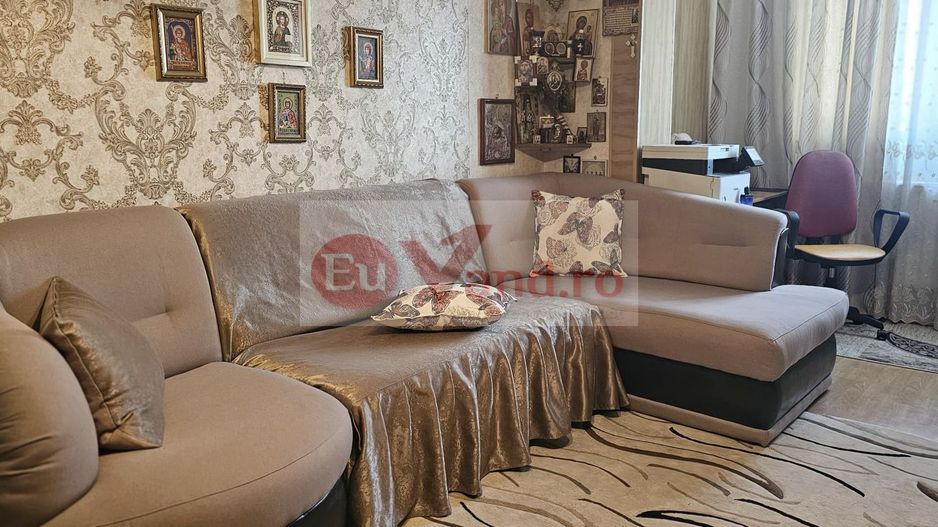 Apartament 2 camere de vanzare, IC Frimu, 57 mp, 2 balcoane, etaj 3/4 - Poză 2