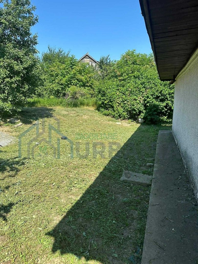 Casă tradițională cu anexă, beci și teren de 5700 mp, deschidere la drum principal, învecinată cu pădurea Bârnova, localitatea Pădureni, com. Grajduri, la 19 km de Iași - Poză 8