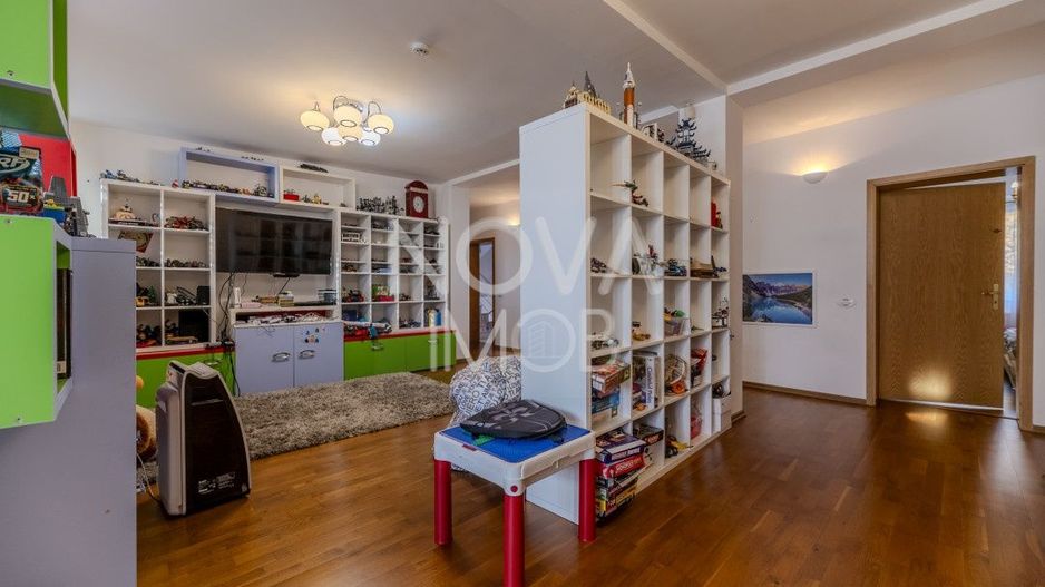 Casa individuala  - vedere spre padure - Parcul Sub Arini - Poză 6
