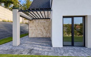 Casa individuala 6 camere, 5 bai, terasa la etaj, curte, P+ET+POD - Poză 10
