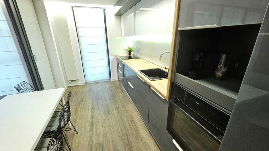 Inchiriere apartament Cloud9 | 2 camere si loc parcare inclus - Poză 5