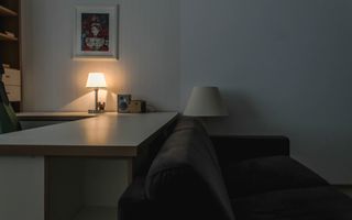 Apartament renovat cu 2 camere langa metrou de închiriat - Poză 3