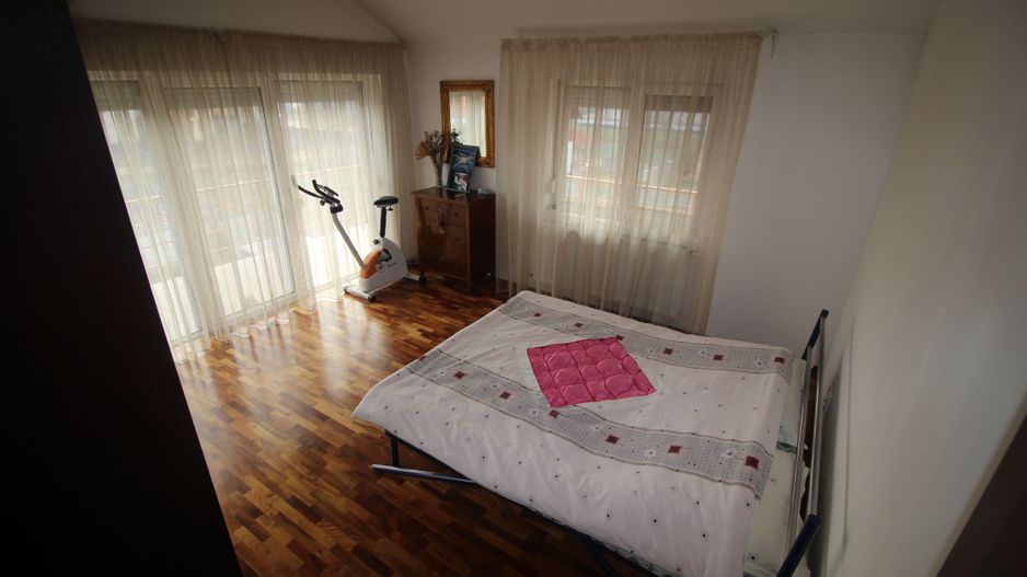 APARTAMENT SPATIOS - Poză 7