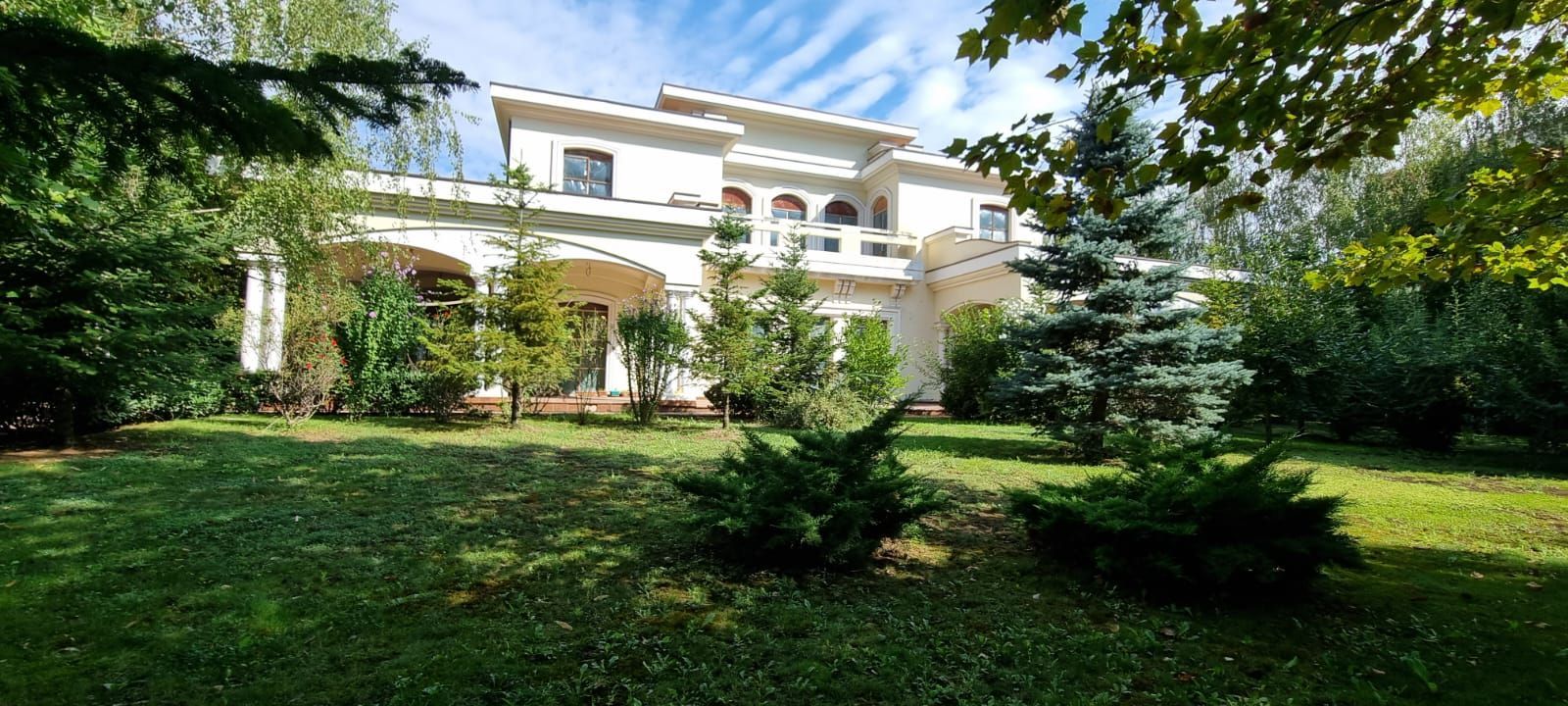 Spațiu. Lumină. Impact. Vilă unică în Prelungirea Ghencea - Poză 16