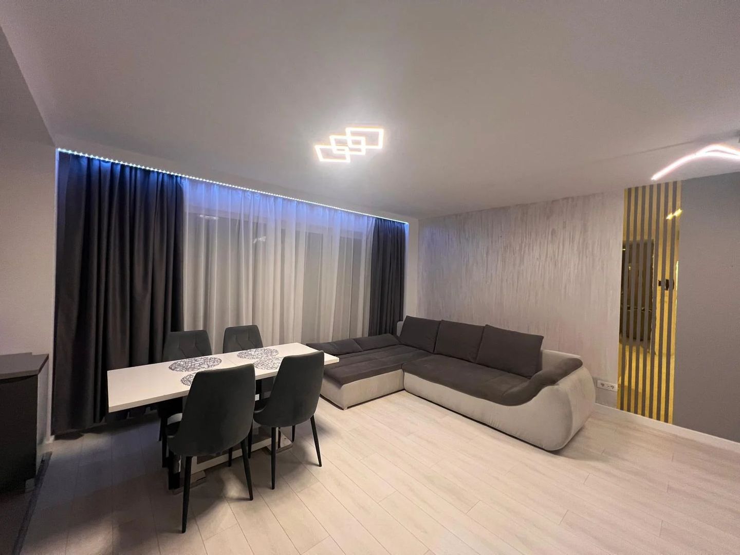 Apartament 2 Camere, Zona Aradului, Mobilat si Utilat Complet, Parcare Subterana - Poză 2