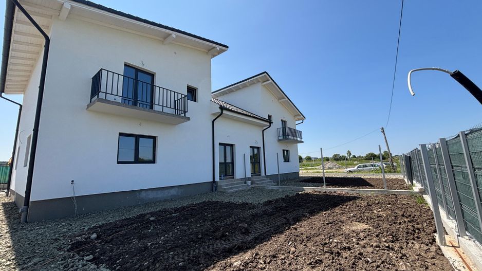 Viața la casă, liniște și munți la orizont – Duplexuri noi în Mohu - Poză 34