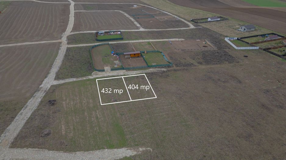 Locuri de case în Bod: 432 mp și 404 mp - Poză 3