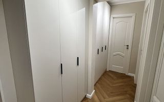 Inchiriere apartament 4 camere vedere parc - Poză 8