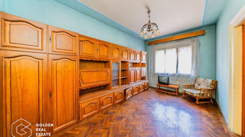 Casa individula cu 5 camere, zona central - Poză 9