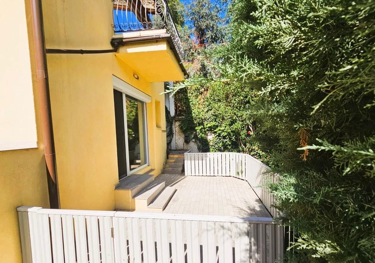 Apartament 3 camere cu terasa zona Unirii - Poză 1