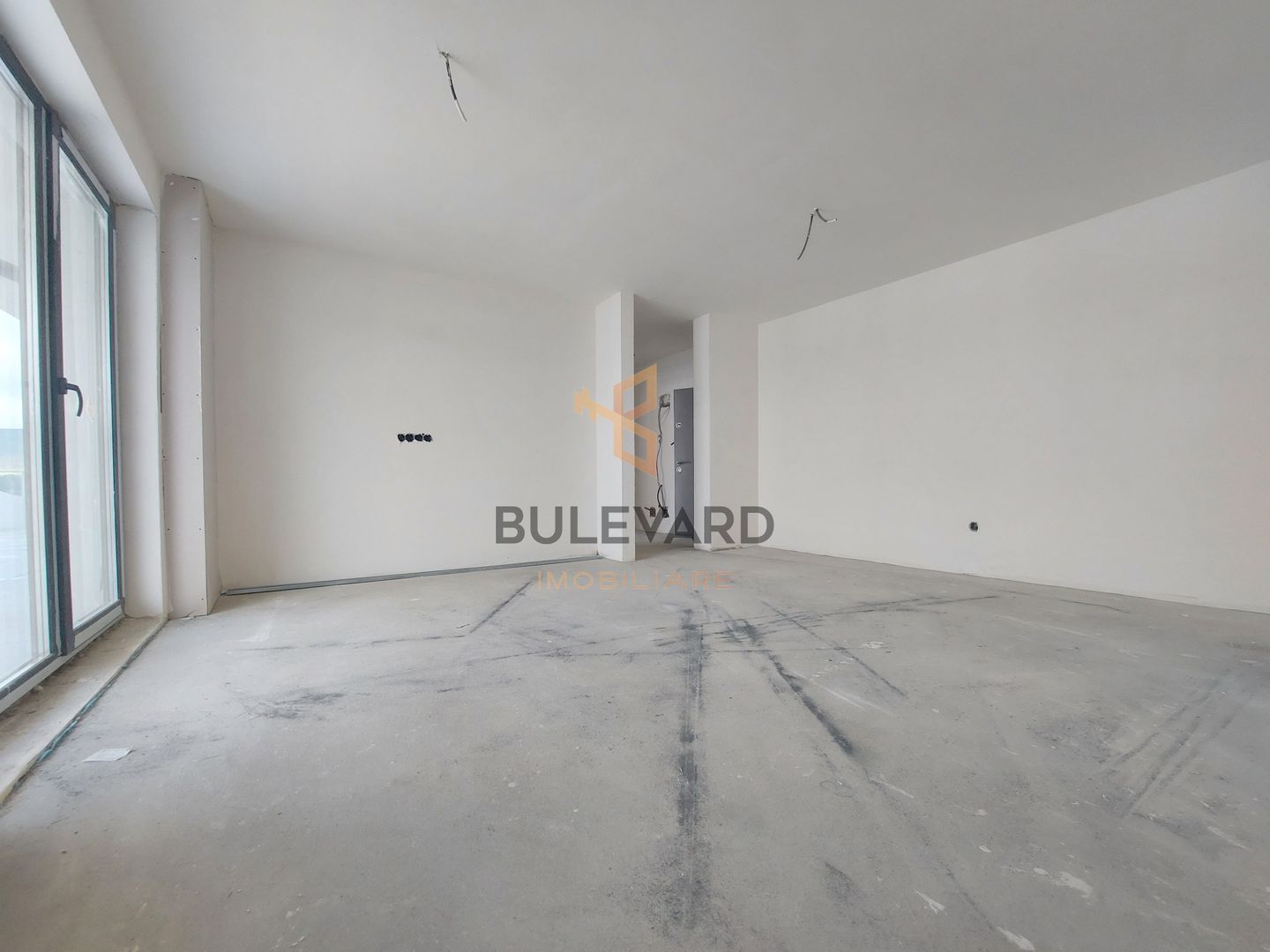 Apartament de tip Penthouse cu terasa de 47 mp! - Poză 4