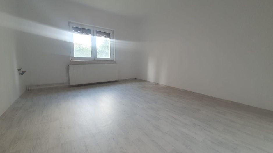 Exclusivitate - Imobil la cheie, ideal birouri sau locuință, la prima închiriere - Poză 12