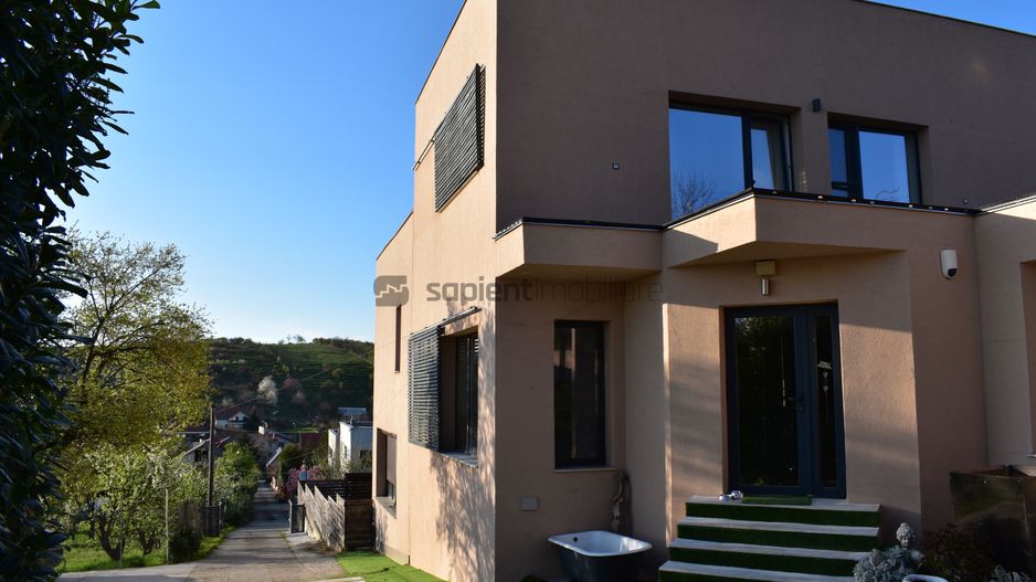 Casa 4 camere cu Panorama Superba in Oncea - Poză 34