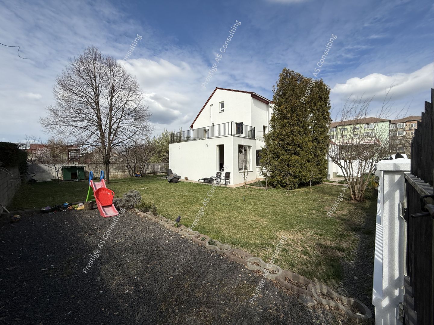 Vila individuala renovata complet | 6 camere | 500 mp teren | Str Jean Monnet - Poză 5