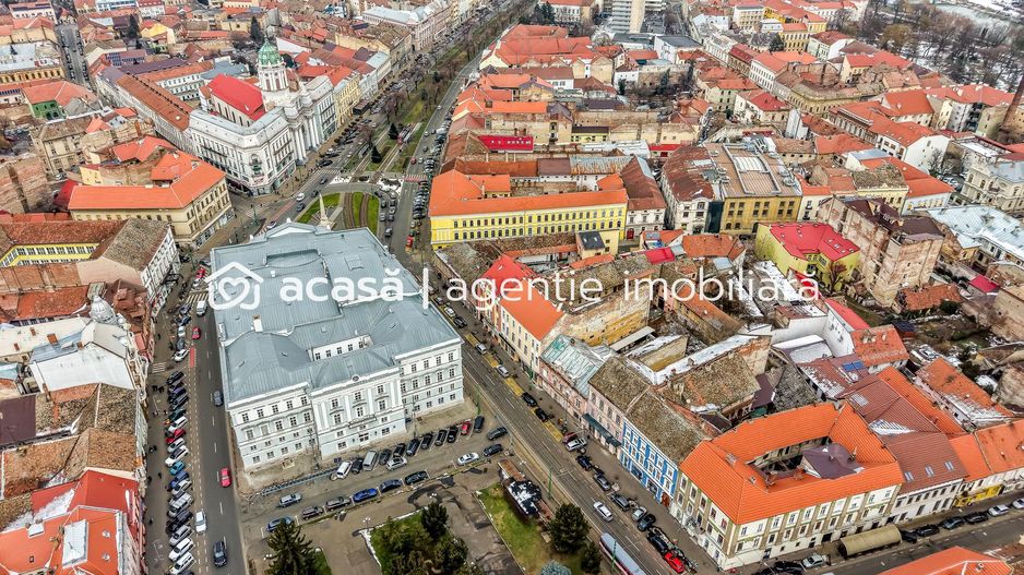 Clădire ultracentrală Arad | lângă Teatru | NU este Monument! - Poză 4