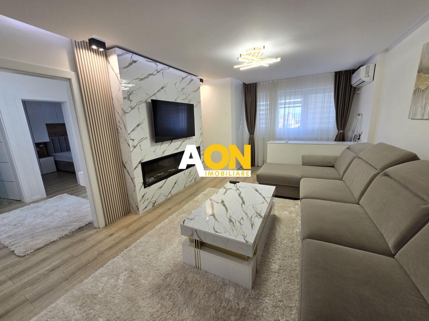 Apartament 2 Camere M uri, Complet Renovat, Vedere Parc - Poză 1