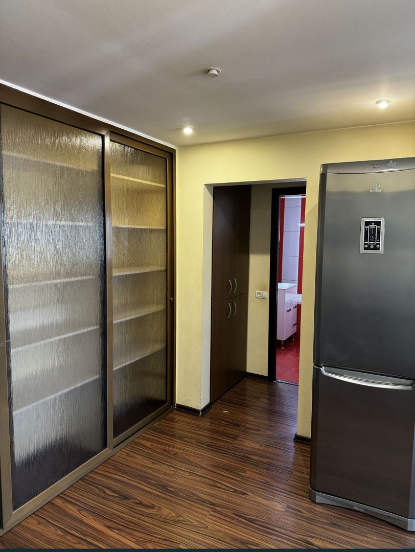 Vand ap 2 cam decomandat casa de cultura - Poză 6