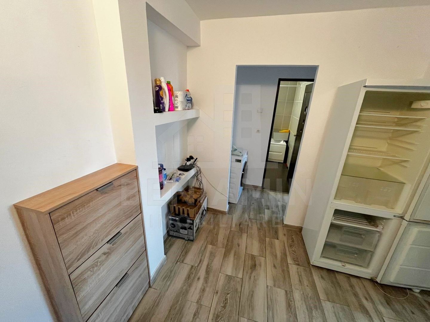 2Decomandate-52mp-AC-Mobilat-Utilat-Modern-Sarari-Liceul Henri Coanda - Poză 6