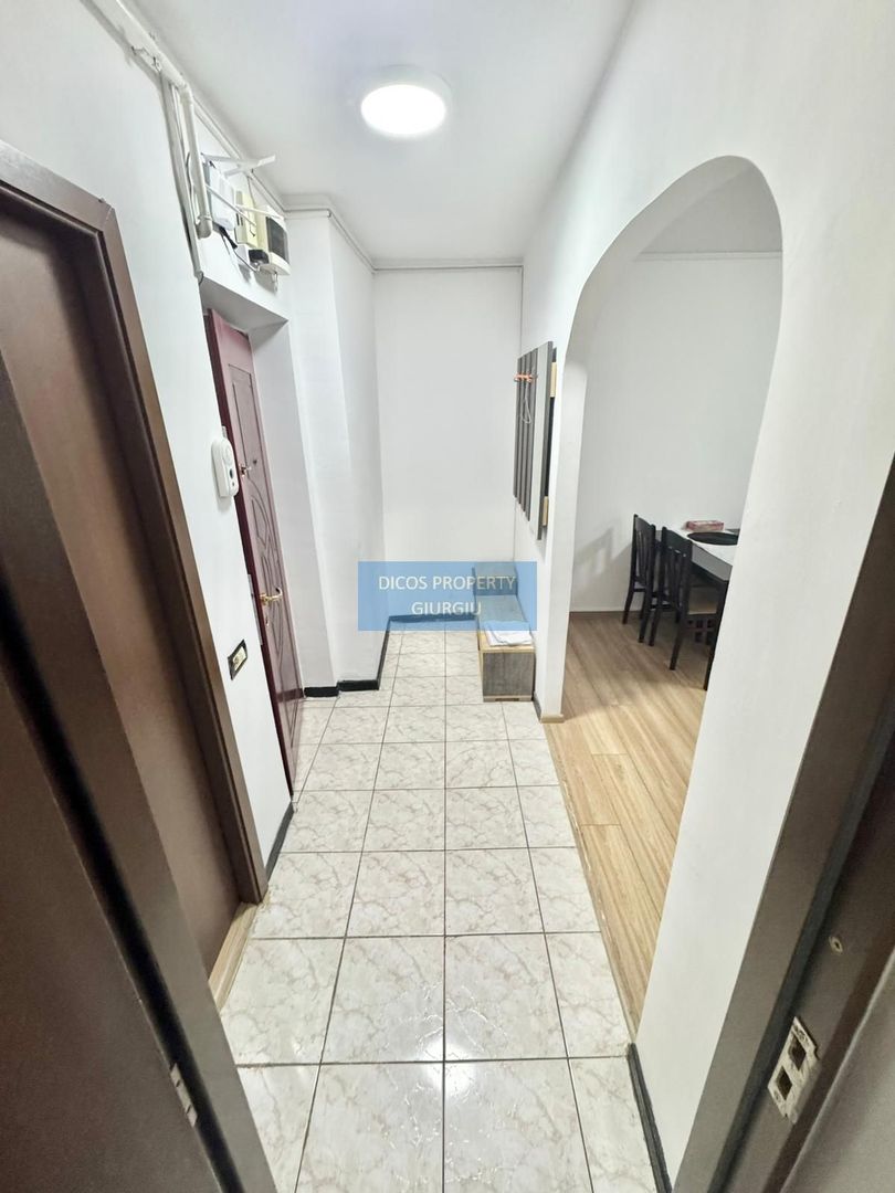 Apartament 3 camere, central - Poză 4