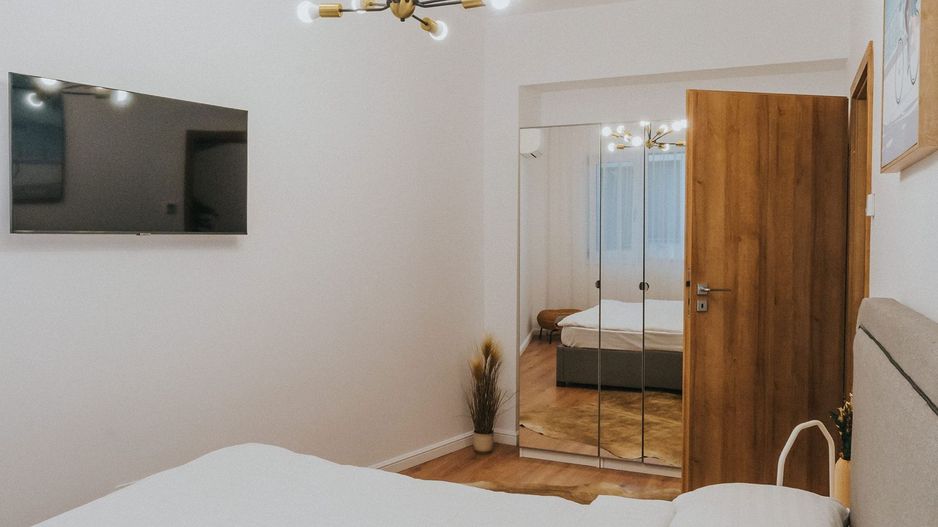 3 camere, ultracentral, Oradea. 205 000 E + TVA. Comision 0 - Poză 13