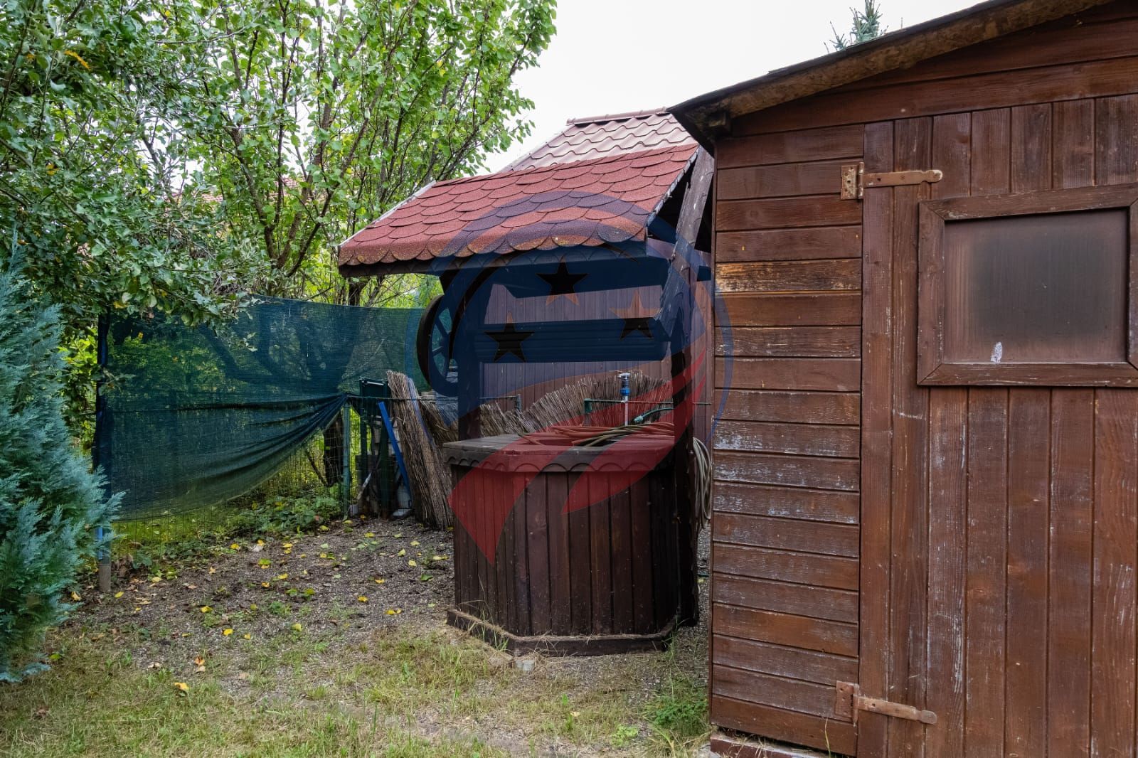 Vila superba cu cinci camere zona centrala - Poză 8