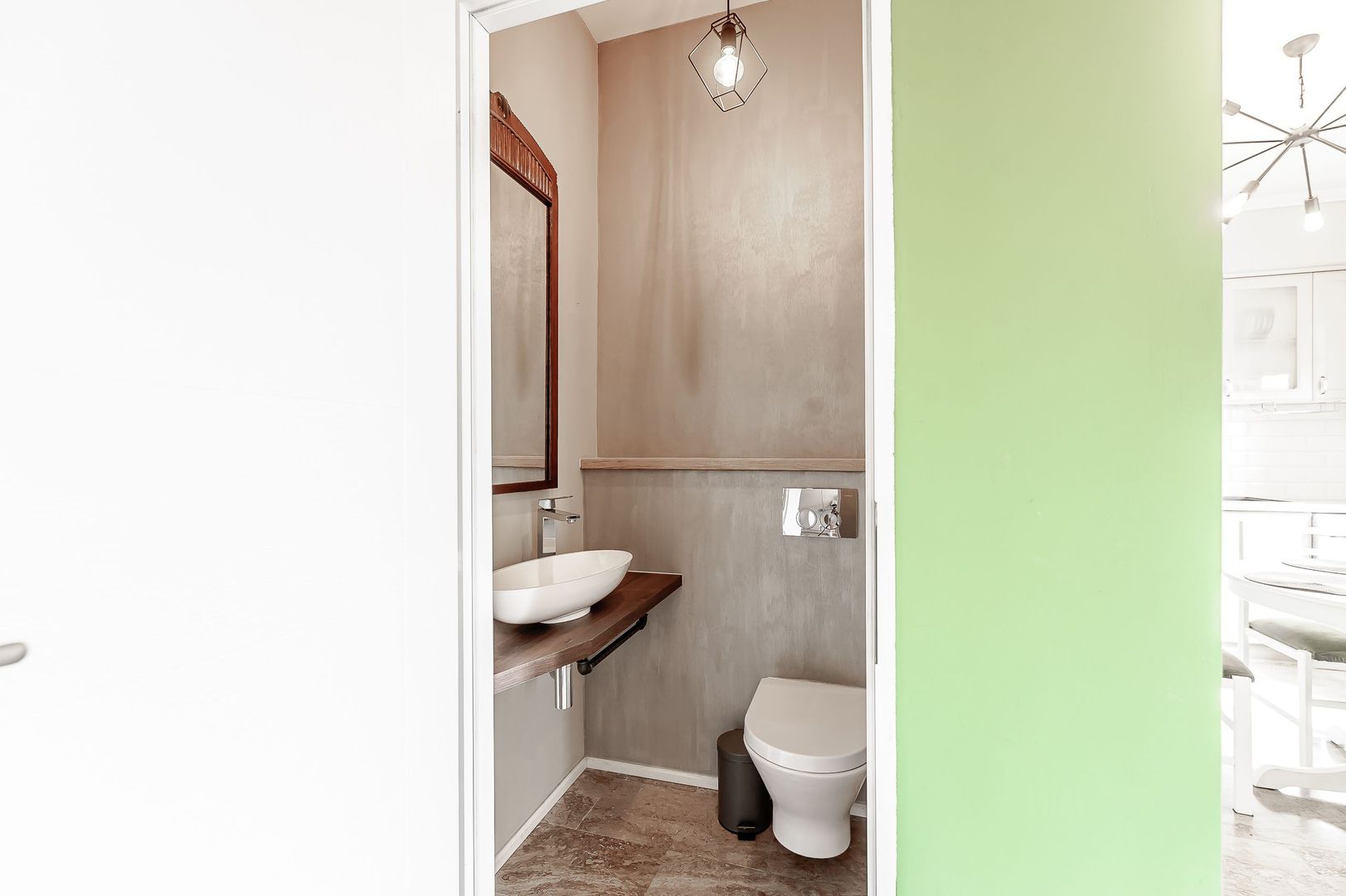 Apartament cu 3 camere ultracentral cu garaj - Poză 6