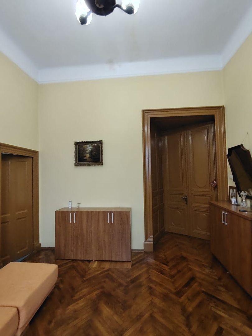 SG42-Apartament interbelic într-o vilă de patrimoniu - Poză 7