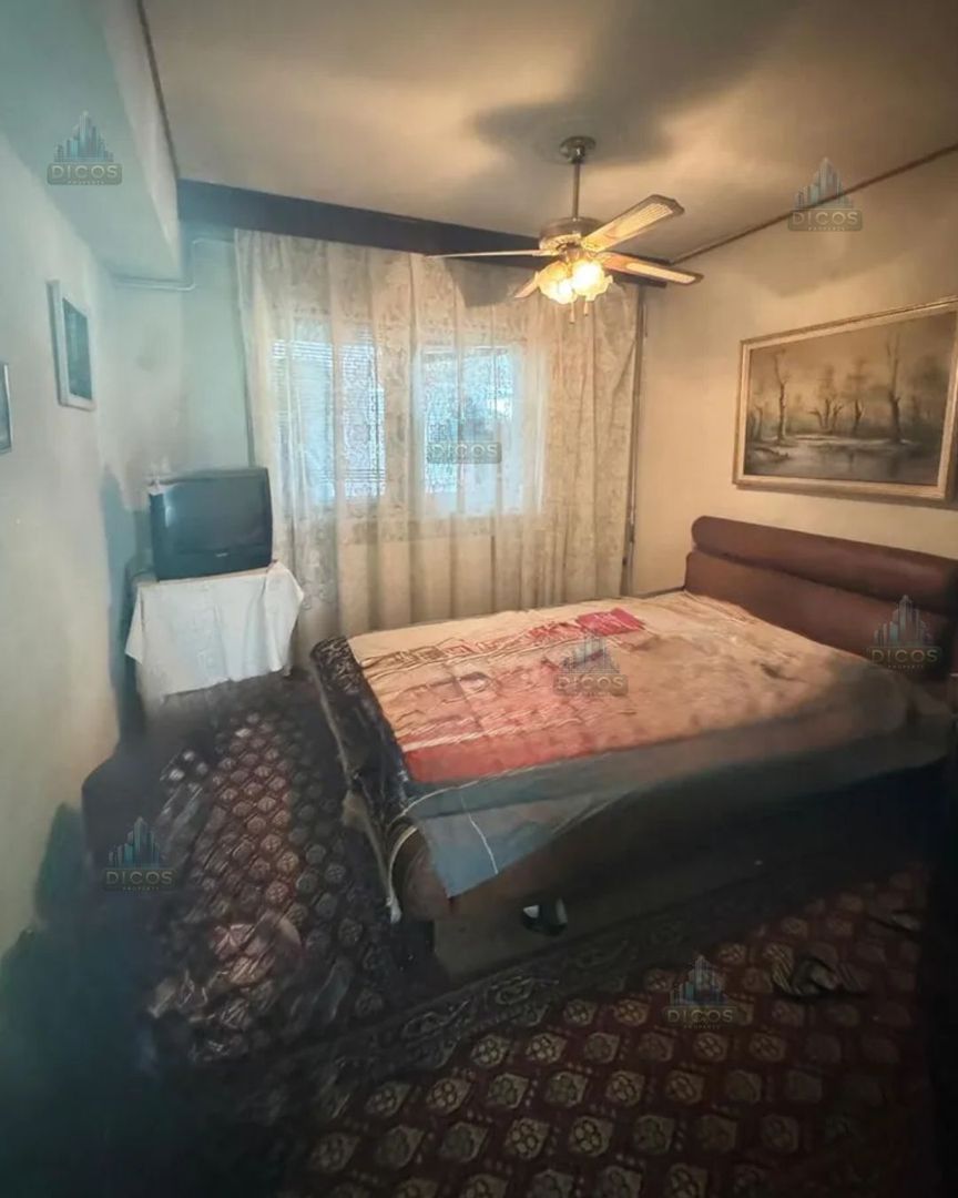 Apartament 4 Camere – Lângă Liceul Maiorescu, Giurgiu - Poză 3