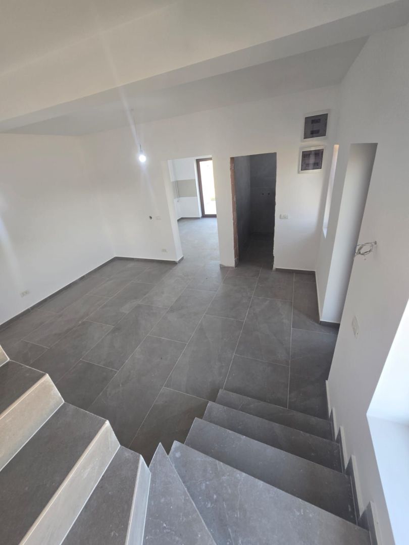 Duplex cu 4 camere, terasă și logie | Timișoara, Plopi | 172.000 € - Poză 10