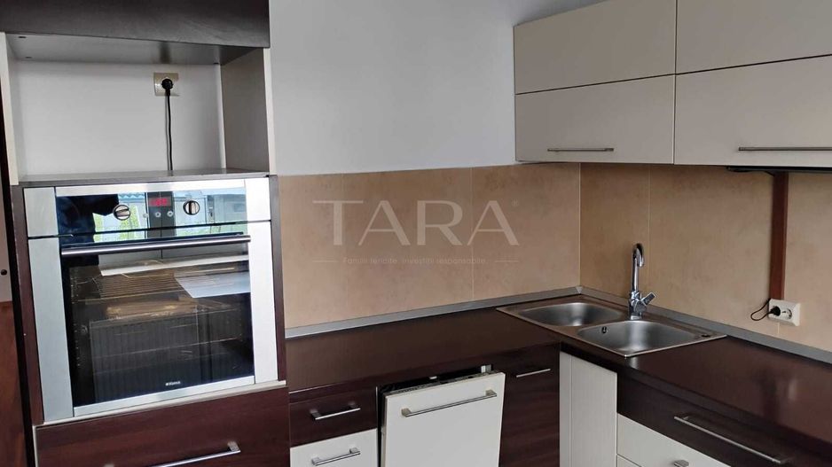 Apartament spațios cu balcon generos în Borhanci, Cluj-Napoca - Poză 1