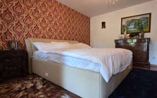 VANZARE CASA 10 CAMERE | ZONA VATRA LUMINOASA - Poză 18