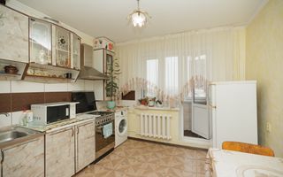 Vânzare, apartament, 3 camere, str. Luceafarul ,sat. Dobogea. - Poză 4