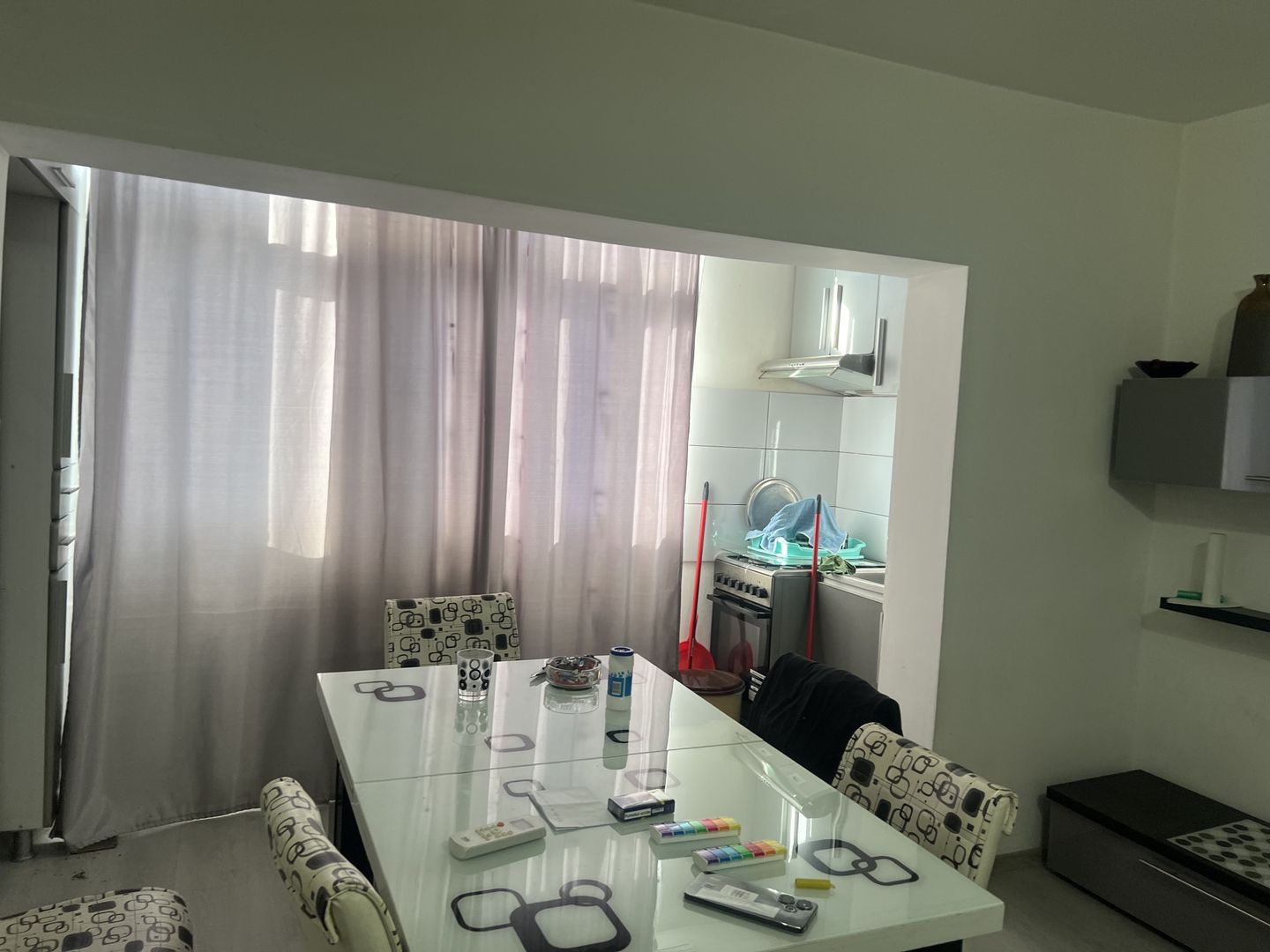vand apartament cu o  camera zona Cicero - Poză 3