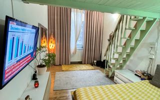 Casa Ultracentrala în Oradea, pe malul Crișului Repede - Poză 1