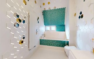 Un singur cuvant-IREPROSABILA - Poză 20