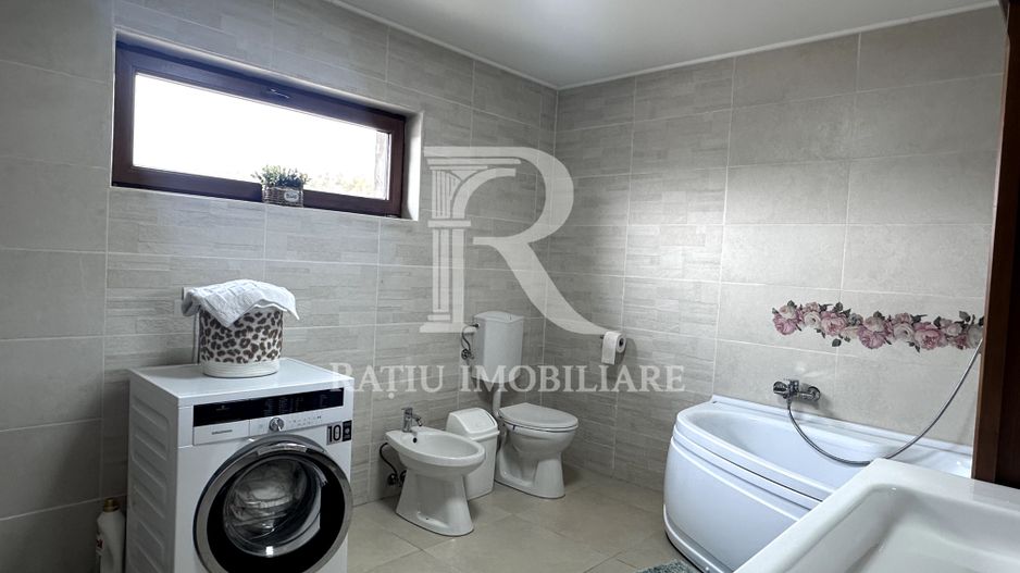 Casa cu 4 camere | Dragesti | Bihor - Poză 10